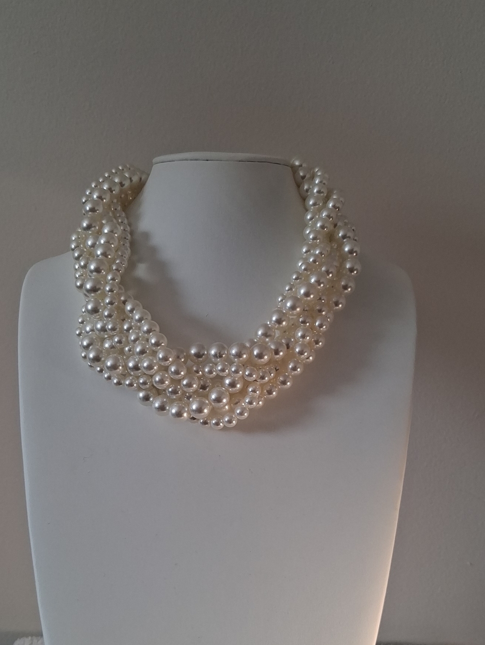 Classic Multi-Strand Cream Pearl Collar Necklace